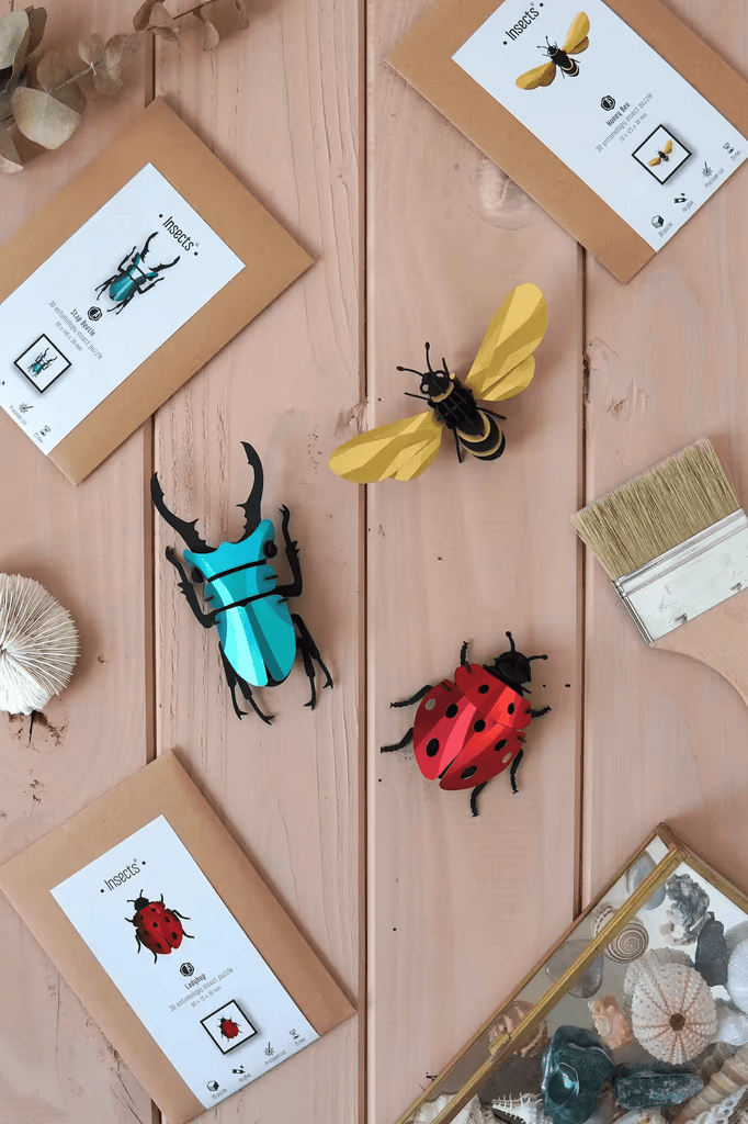 Scarabée Atlas en papier - memoiredessiecles