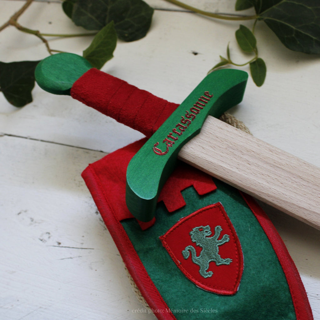Dague Kamelot+ fourreau vert / rouge (jouet pour enfant) - memoiredessiecles