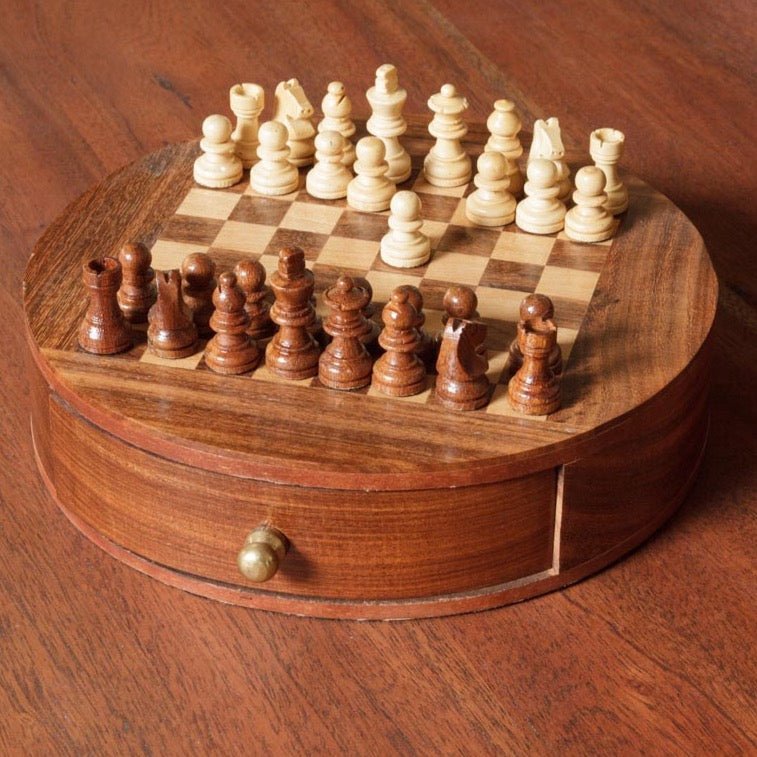 Jeu d'échec boîte ronde bois - memoiredessiecles